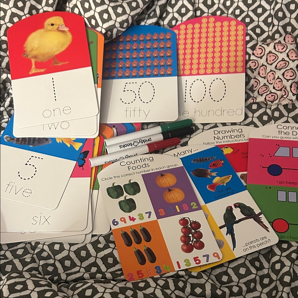 Colorful Counting and Drawing Flash Cards Set